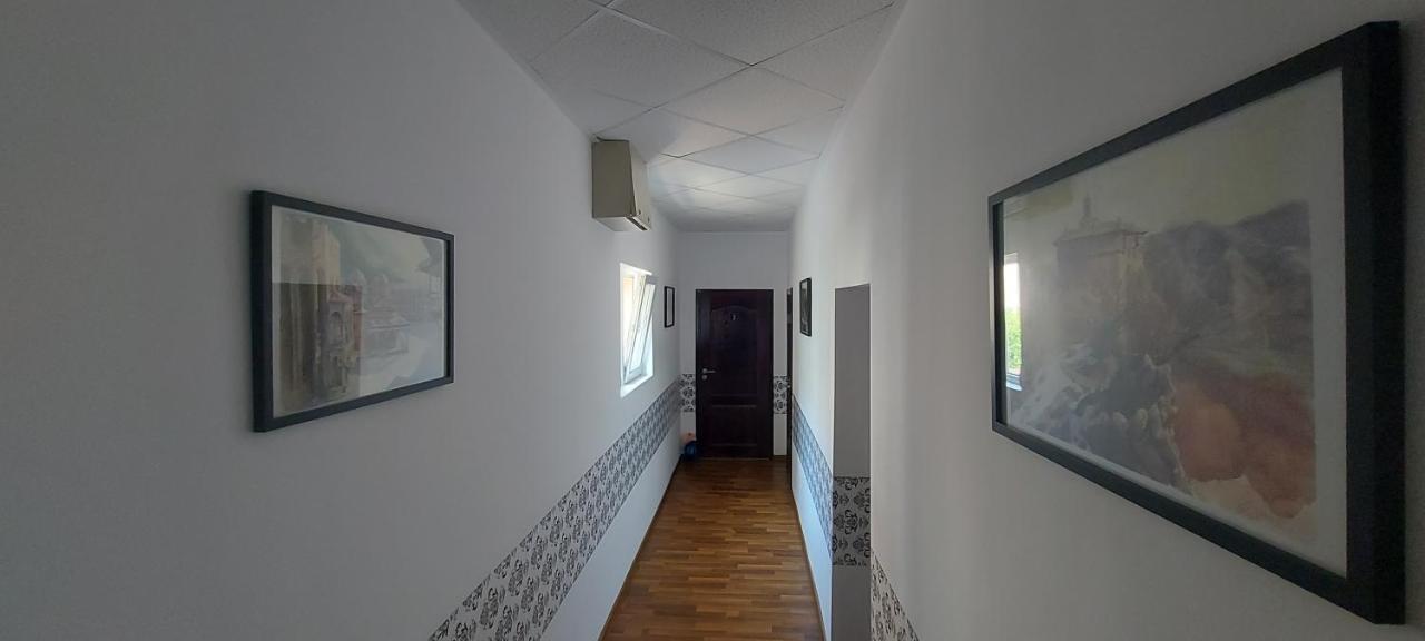 Apartamento Stai Za Gosti Pri Zori I Itzo Nova Zagora Exterior foto